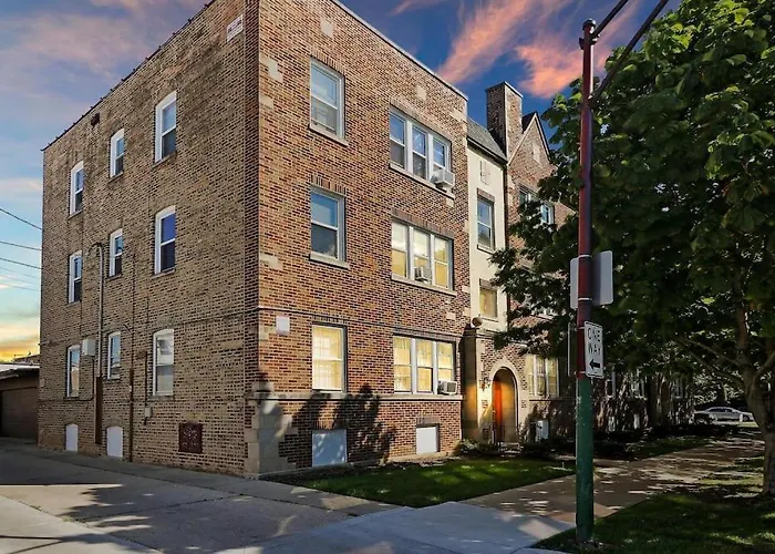 Apartment 1br Contemporary With Laundry Facility - Lockwood 1 & 2 *